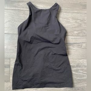 Lu Lu Lemon racer tank with keyhole detail 4 Lulu